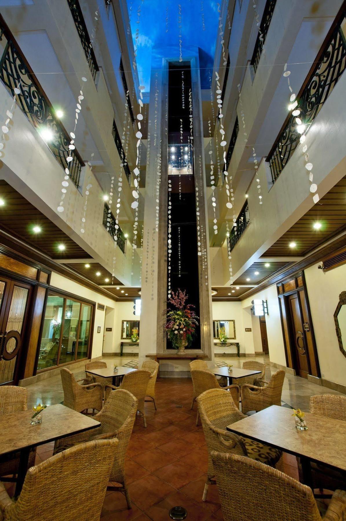 Hotel The Legend Palawan Puerto Princesa Exteriér fotografie