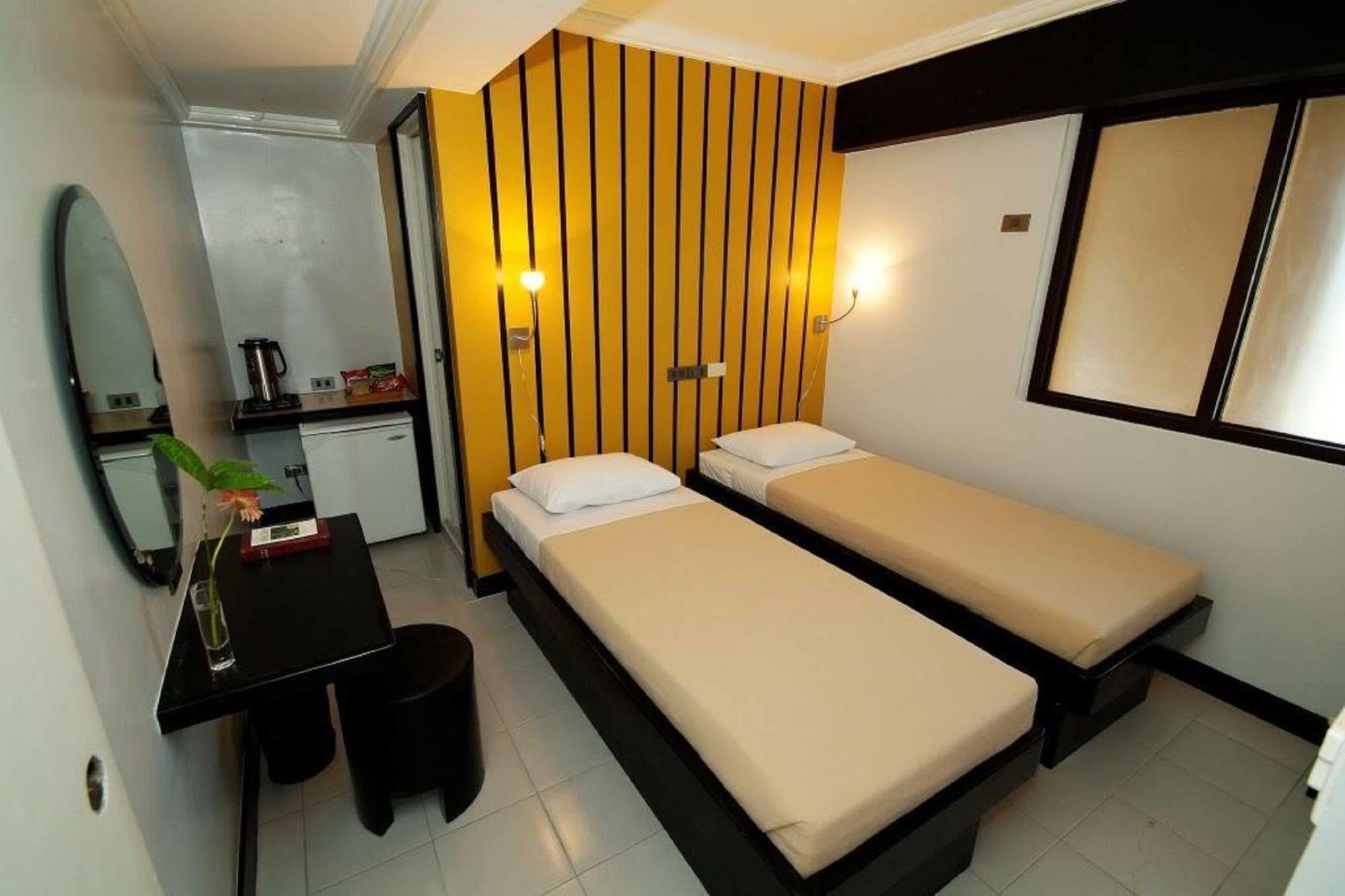 Hotel The Legend Palawan Puerto Princesa Exteriér fotografie