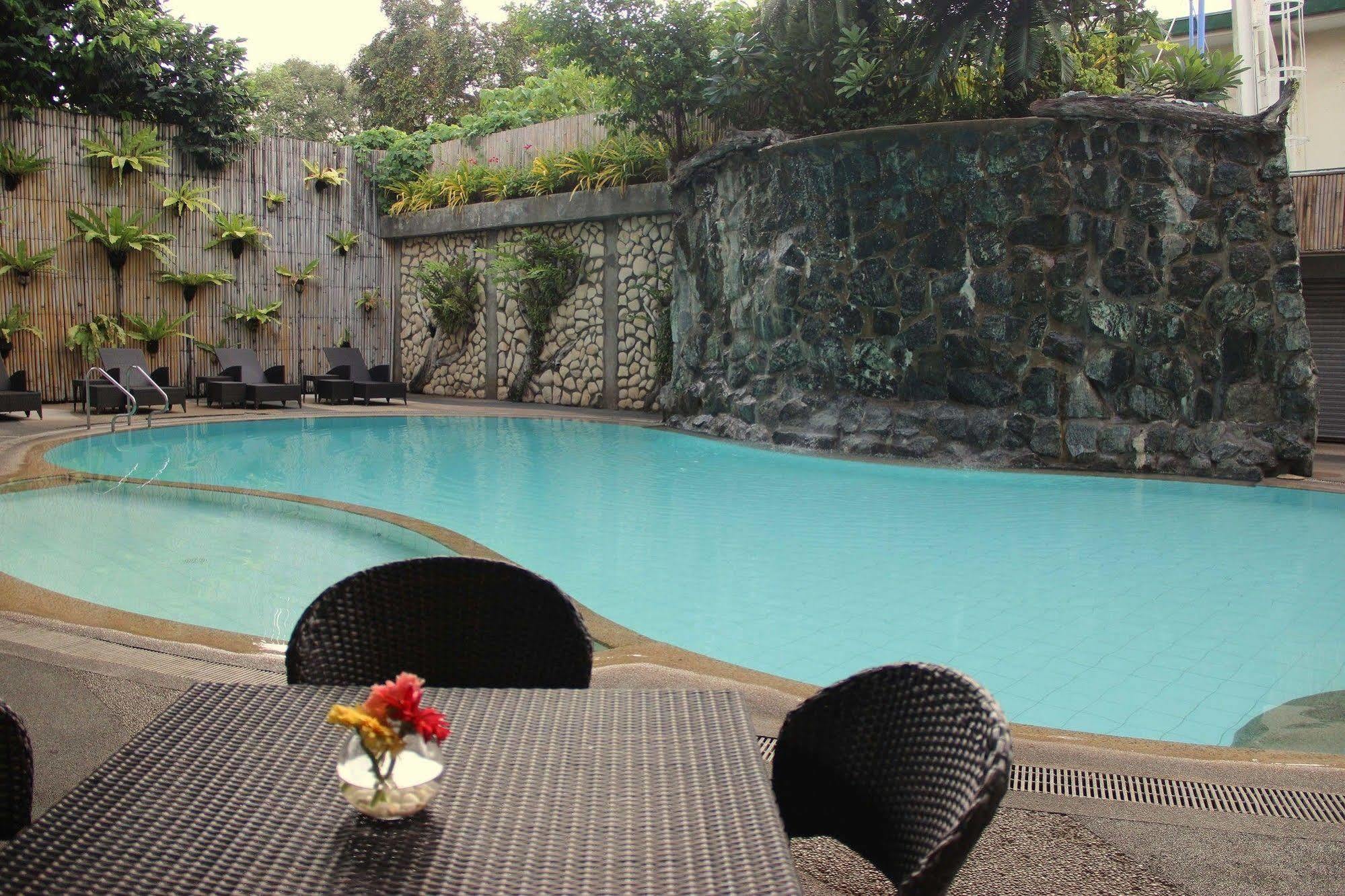 Hotel The Legend Palawan Puerto Princesa Exteriér fotografie